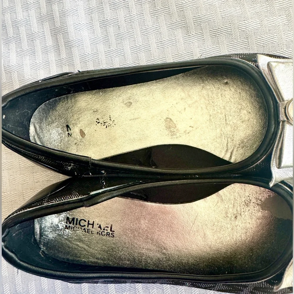 Michael Kors Luana Silver Lurex MK Logo Bow Ballet Flats Girls Kids Size 13